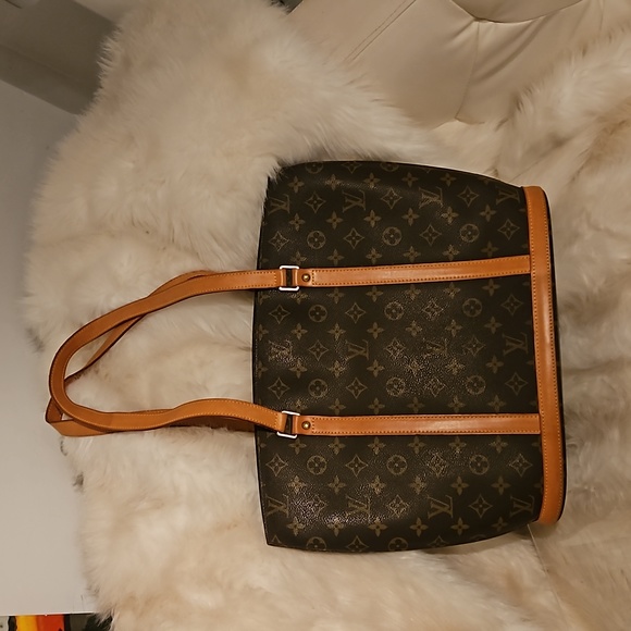 Louis Vuitton Babylone Tote - Picture 6 of 15